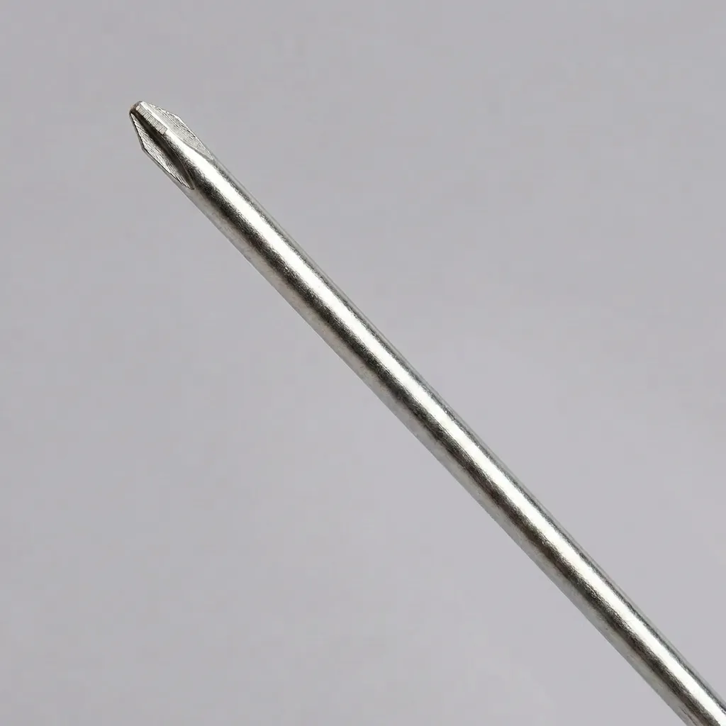 Phillips_screwdriver_macro_shot_202605191836.webp